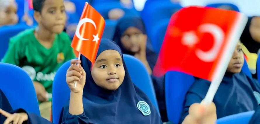 Republic Day Celebrated with Great Enthusiasm at Türkiye Maarif Foundation Somali Schools